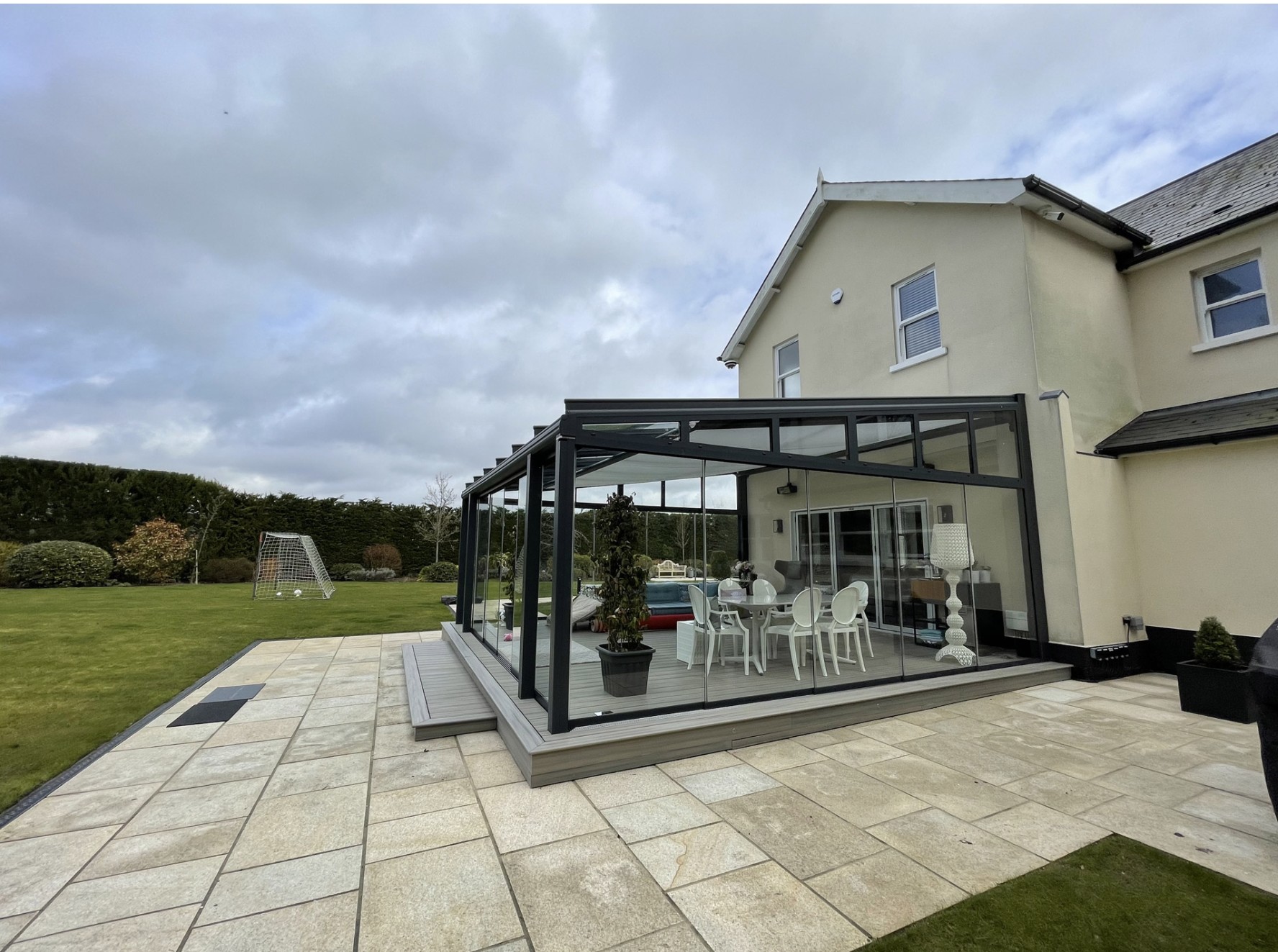 Glass room side elevation